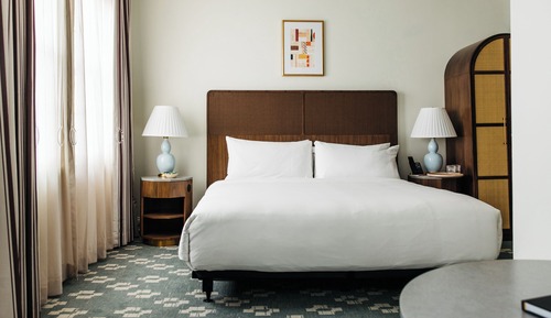 Deluxe Room, 1 King Bed, Accessible