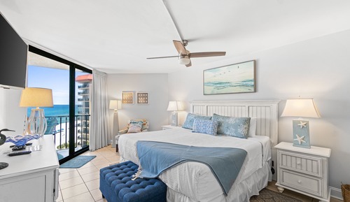 Condo, 2 Bedrooms, Ocean View (809B)