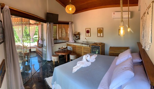 Honeymoon Studio Suite