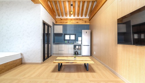 Basic Room, 1 Bedroom (Gajokbyeol7)