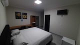 Deluxe Suite, 1 Queen Bed