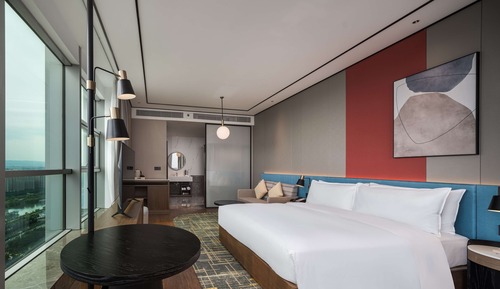 Premium Room, 1 King Bed, River View