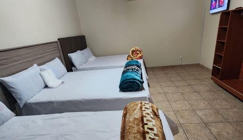 Economy Triple Room