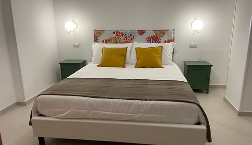 Classic Room, Hill View