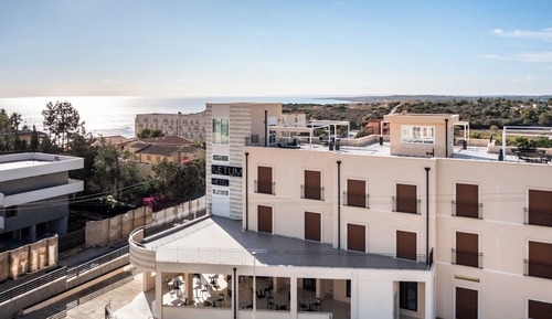 Junior Studio Suite, Terrace, Partial Sea View