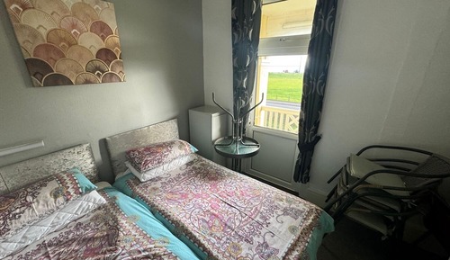 Standard Twin Room, Ensuite