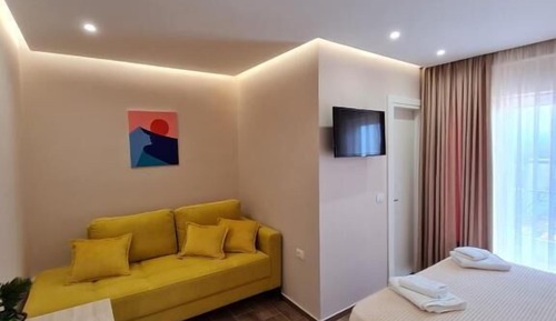 Triple Room with Balcony