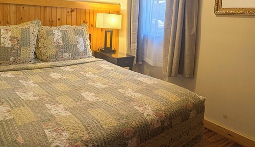 Two Bedroom Cabin with Living Room, Kitchen & Enclosed Porch
