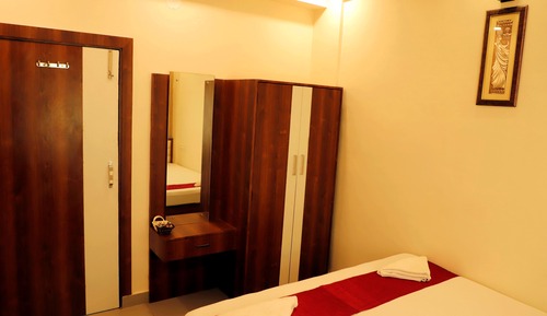 Deluxe Double or Twin Room