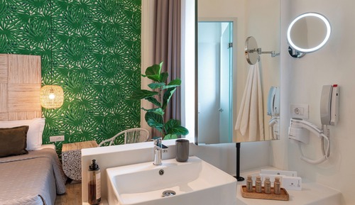 Standard Room, City View
