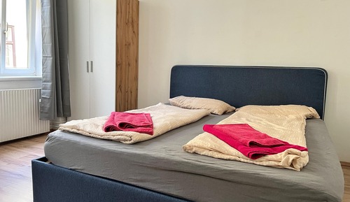 Economy Triple Room
