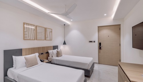 Premier Room