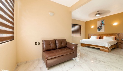 Superior Room, 1 King Bed