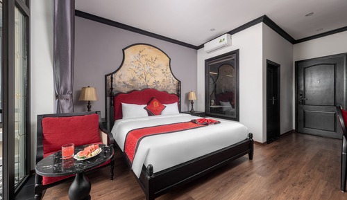 Deluxe Double Room, Garden View
