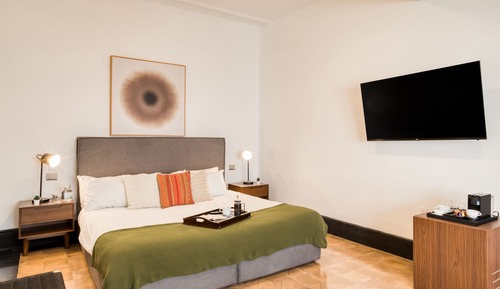 Elite Room