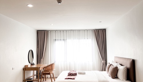 Premium Room, 1 King Bed, Non Smoking