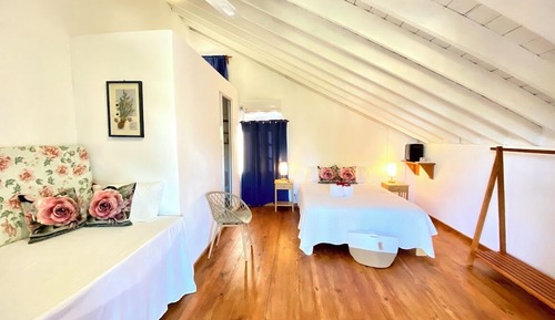 Classic Room, Garden View