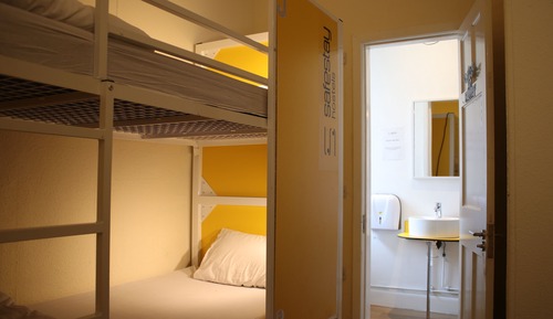 Bed in 6-Bed Mixed Dorm Ensuite