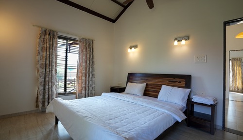 Family Bungalow, 4 Bedrooms