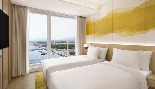 Junior Suite Twin - [Stay & Relax PKG] Breakfast, Swimming pool and Sauna for 2 guests