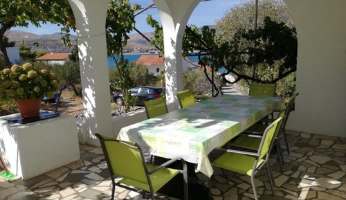 Apartment (Three Bedroom Apartment with Terrace)