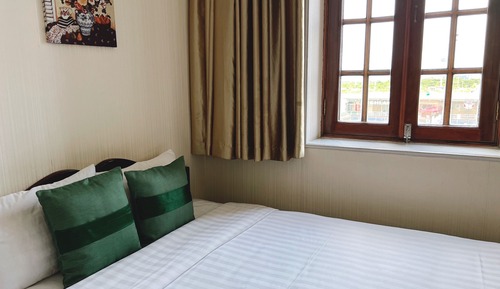 Deluxe Double or Twin Room, River View