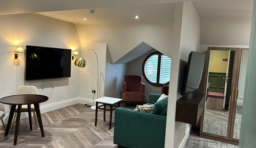 Junior Suite