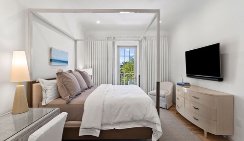 Club Room (A-Club Residence 204)