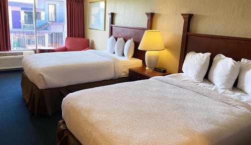 Basic Room, 2 Double Beds