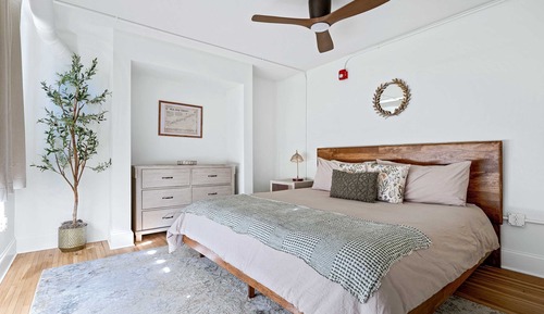Classic Suite (Self Check-in with Virtual Front Desk)