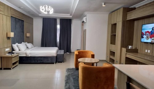 Deluxe Apartment