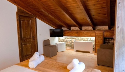 Comfort Triple Room
