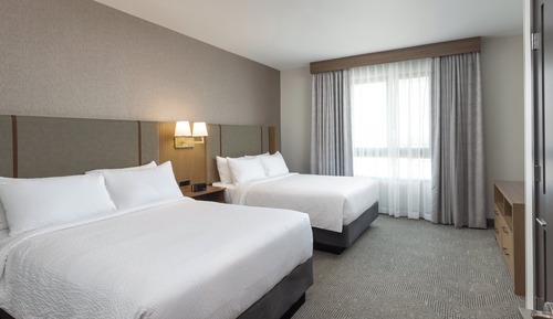 Standard Room, 2 Queen Beds, Mobility Accessible (Accessible Tub)