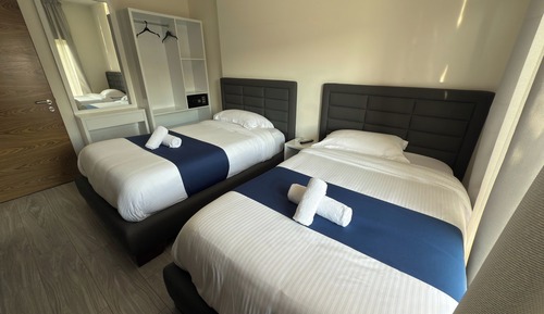 Junior Suite, Multiple Beds, Balcony, City View