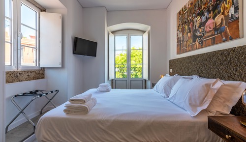 Superior Apartment, 1 Queen Bed, Kitchenette, Corner