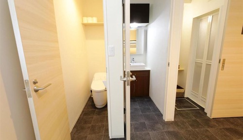 Room for 4 People, Non Smoking