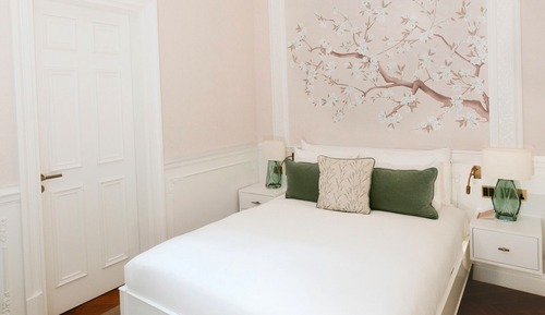 No-View Standard Room