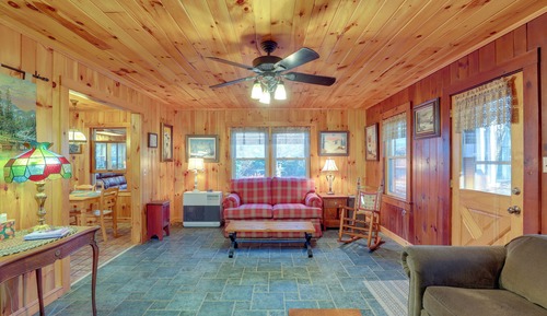 House (2 Bedrooms)