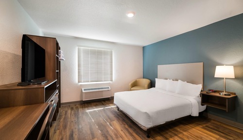 Standard Room, 1 Queen Bed, Non Smoking