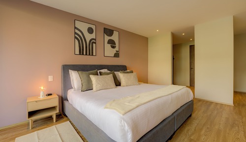 Luxury Apartment, 3 Bedrooms, Balcony, City View