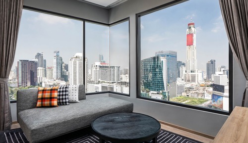 Deluxe Room, 1 Queen Bed, Non Smoking, City View