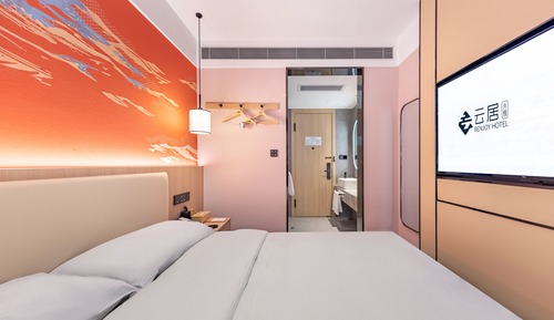 Signature Room