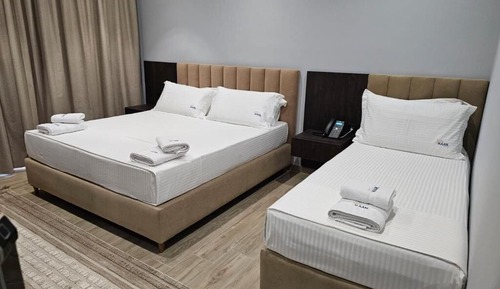 Triple Room, Balcony