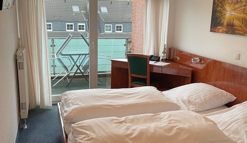 Basic Double or Twin Room