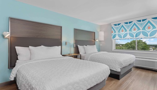 Room, 2 Queen Beds, Accessible (Hearing)