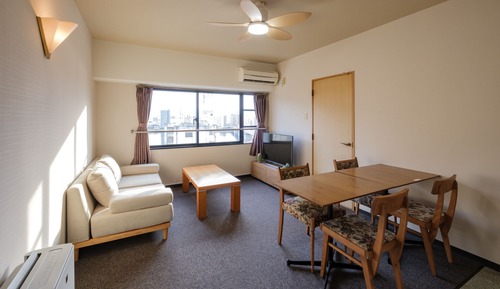 Junior Suite Room (2 Small Double Beds) with Kitchen - Non-Smoking - Cleaning Fee Extra