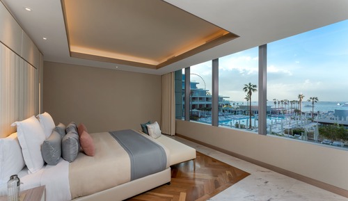 2 BED | Poolside Suite w/Pool