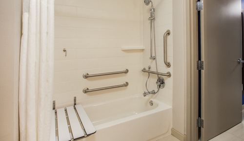 Standard Room, 2 Queen Beds, Accessible Bathtub (Mobility)