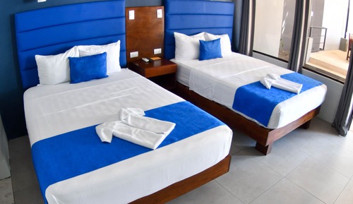 Basic Room, Private Bathroom, Poolside