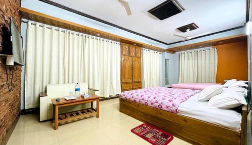 Deluxe Quadruple Room